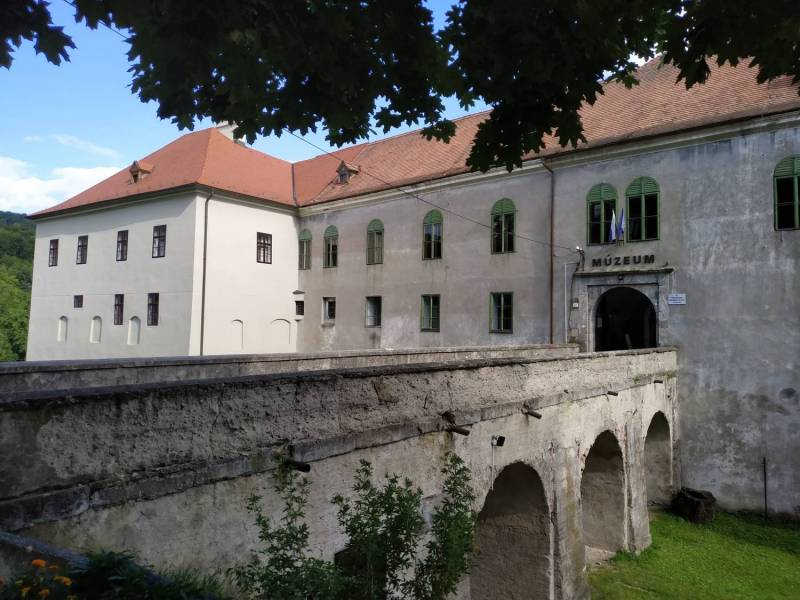 Modrý Kameň - hlavná fotka